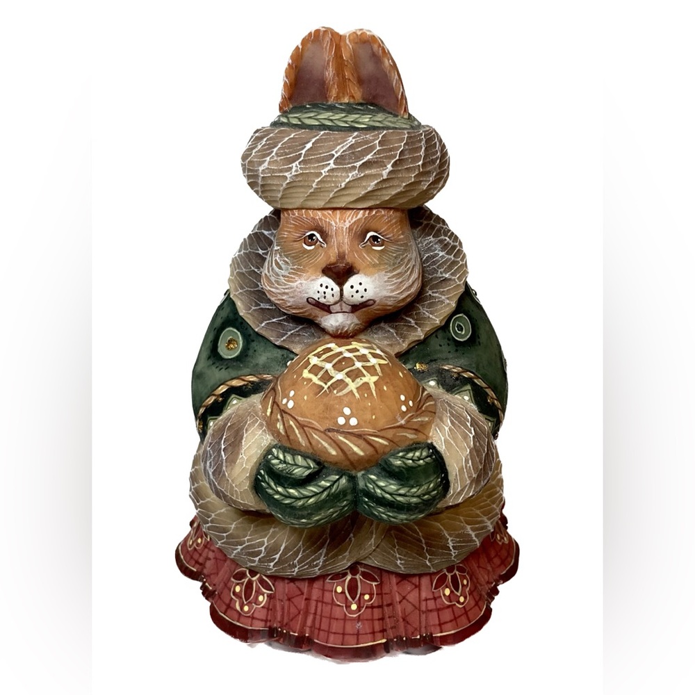 G DeBtekht “Mrs. Hare” Animal Village Series Fun Easter Decor Rabbit Ltd Edition